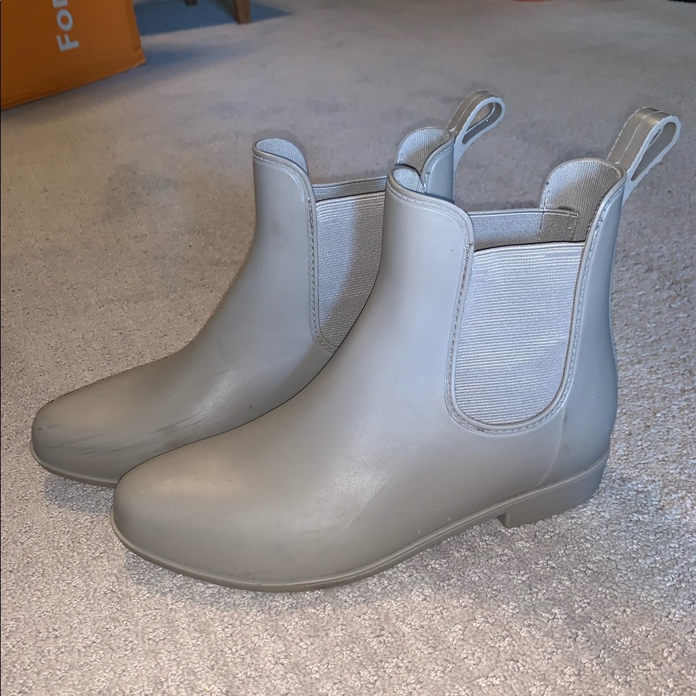 Rain boots